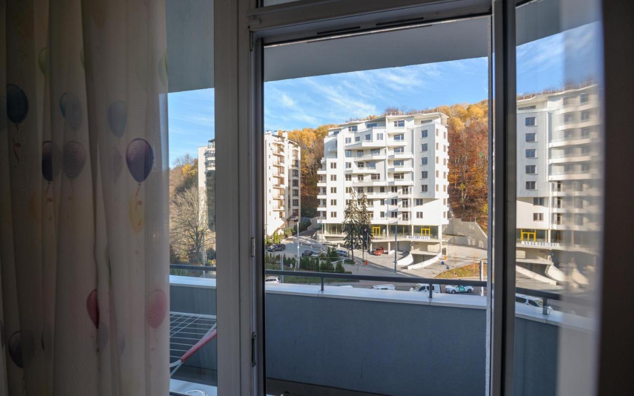 Colored Balloons - 3 Bedrooms, 3 Bathrooms, Equipped Large Apartments Lviv Buitenkant foto