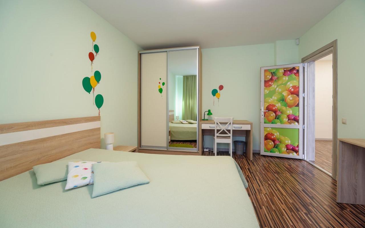 Colored Balloons - 3 Bedrooms, 3 Bathrooms, Equipped Large Apartments Lviv Buitenkant foto