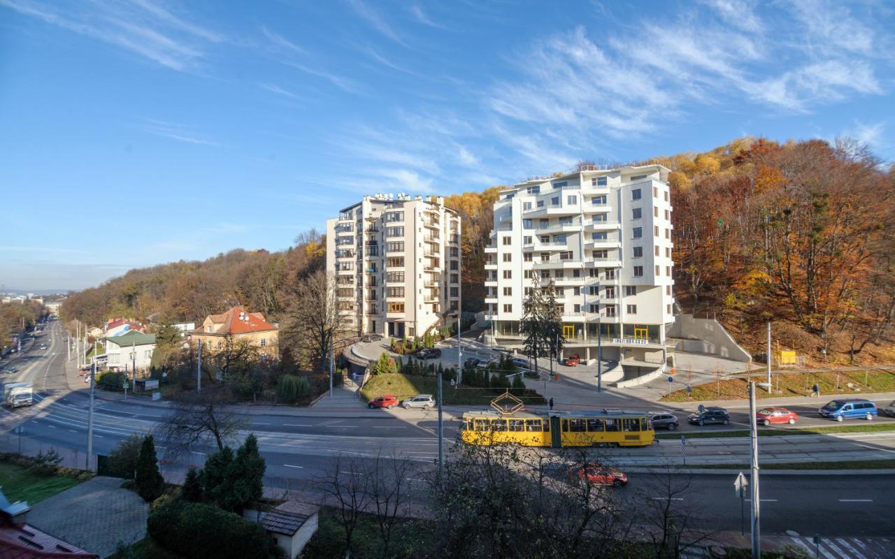 Colored Balloons - 3 Bedrooms, 3 Bathrooms, Equipped Large Apartments Lviv Buitenkant foto