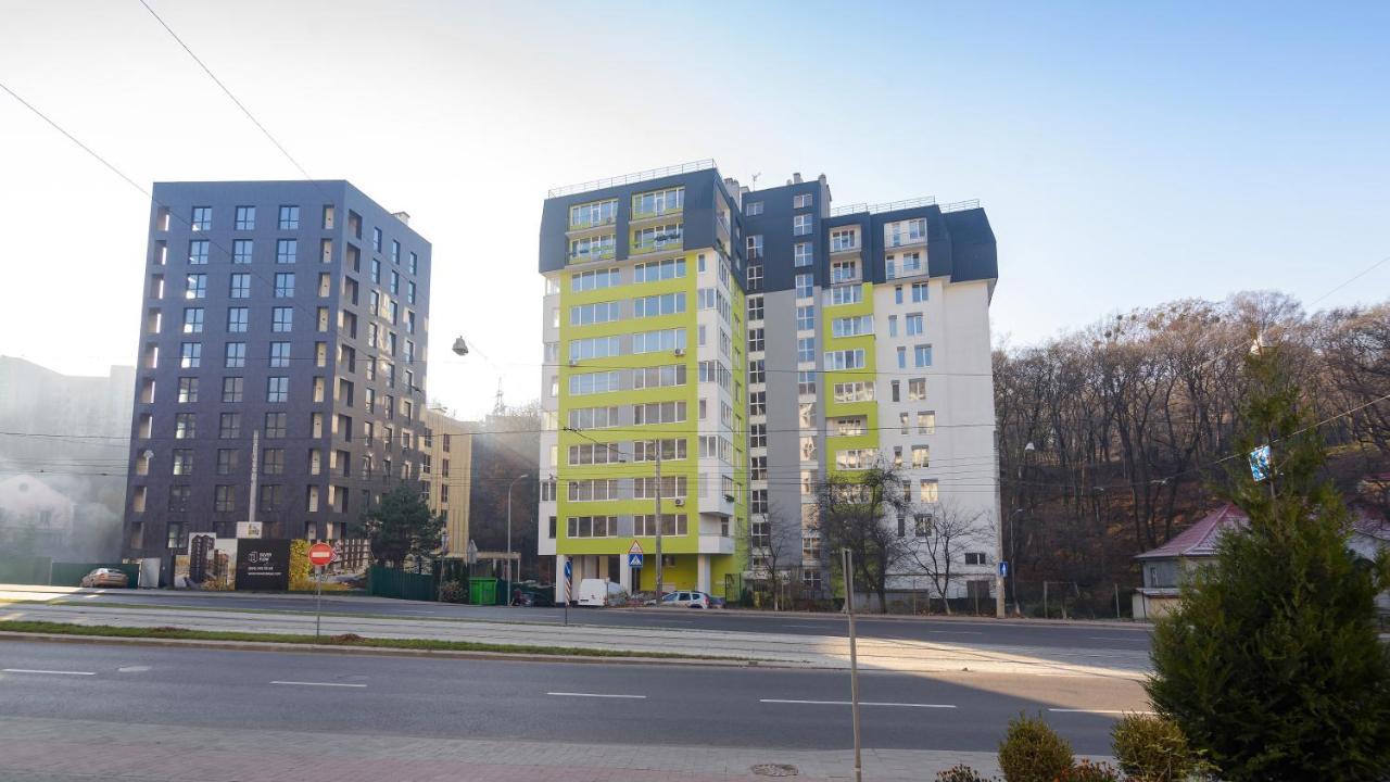Colored Balloons - 3 Bedrooms, 3 Bathrooms, Equipped Large Apartments Lviv Buitenkant foto